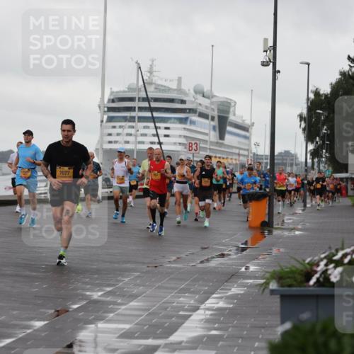 13.09.2026 - Kiel Lauf Andreas Tolksdorf http://msf.ph/oto/10400098 13.09.2026 10:57:42 Kiellinie 4, 7307, 7077, 3, 100 meine-sportfotos.de