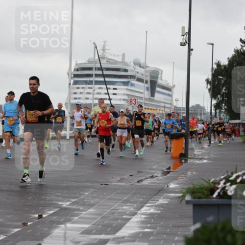 13.09.2026 - Kiel Lauf Andreas Tolksdorf http://msf.ph/oto/10400103 13.09.2026 10:57:42 Kiellinie 4, 7072, 3, 100 meine-sportfotos.de