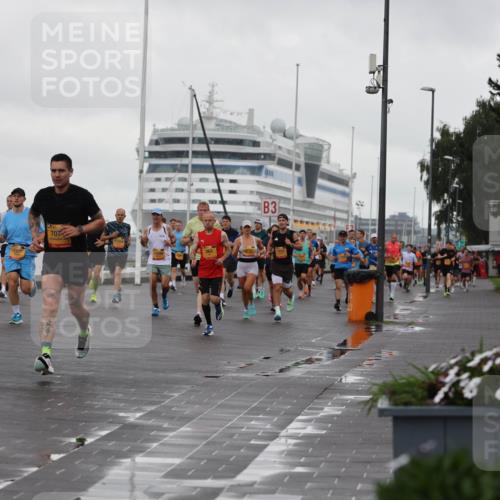 13.09.2026 - Kiel Lauf Andreas Tolksdorf http://msf.ph/oto/10400104 13.09.2026 10:57:42 Kiellinie 4, 3, 707, 100 meine-sportfotos.de