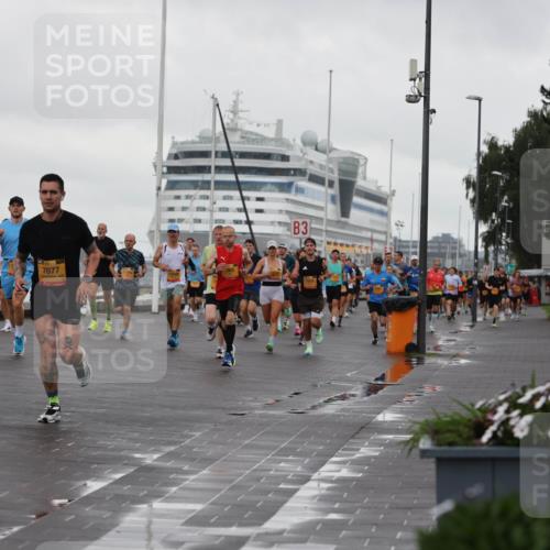 13.09.2026 - Kiel Lauf Andreas Tolksdorf http://msf.ph/oto/10400107 13.09.2026 10:57:42 Kiellinie 4, 31, 7077, 3, 100 meine-sportfotos.de