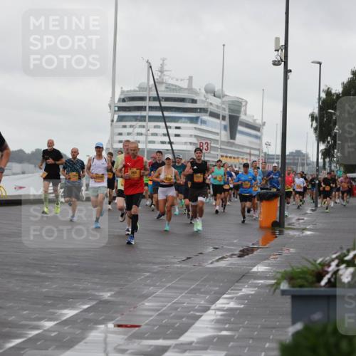 13.09.2026 - Kiel Lauf Andreas Tolksdorf http://msf.ph/oto/10400114 13.09.2026 10:57:43 Kiellinie 0, 31, 4, 7077, 3, 100 meine-sportfotos.de