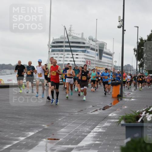 13.09.2026 - Kiel Lauf Andreas Tolksdorf http://msf.ph/oto/10400118 13.09.2026 10:57:43 Kiellinie 4, 7077, 307, 263, 3, 100, 1317342 meine-sportfotos.de