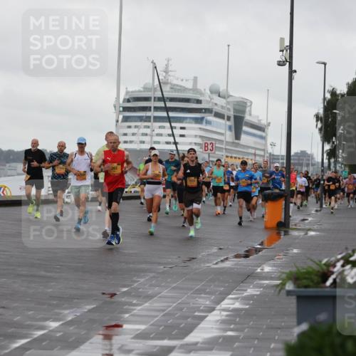 13.09.2026 - Kiel Lauf Andreas Tolksdorf http://msf.ph/oto/10400128 13.09.2026 10:57:44 Kiellinie 4, 7307, 263, 3, 300 meine-sportfotos.de