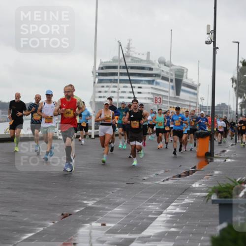 13.09.2026 - Kiel Lauf Andreas Tolksdorf http://msf.ph/oto/10400132 13.09.2026 10:57:44 Kiellinie 4, 7307, 10897, 2049, 263, 3, 100 meine-sportfotos.de