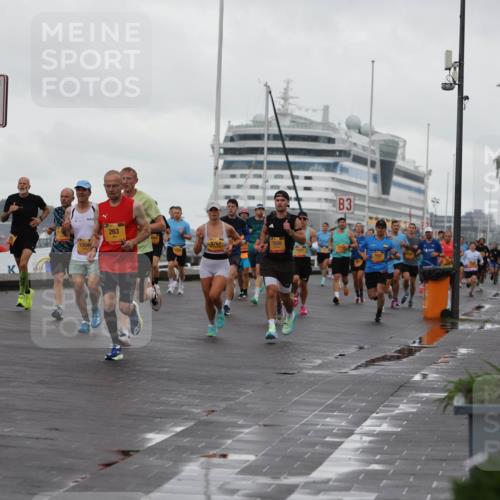 13.09.2026 - Kiel Lauf Andreas Tolksdorf http://msf.ph/oto/10400143 13.09.2026 10:57:45 Kiellinie 4, 10897, 12049, 263, 9767, 7659, 3 meine-sportfotos.de