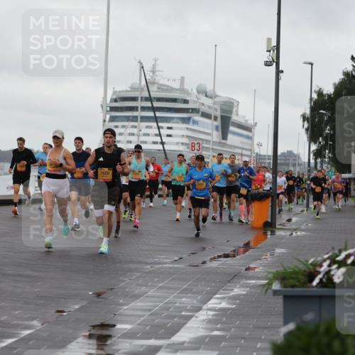 13.09.2026 - Kiel Lauf Andreas Tolksdorf http://msf.ph/oto/10400162 13.09.2026 10:57:46 Kiellinie 4, 263, 8075, 7659, 3, 1642, 100 meine-sportfotos.de