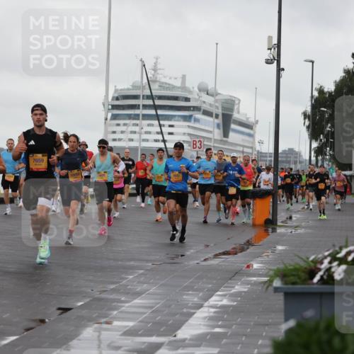 13.09.2026 - Kiel Lauf Andreas Tolksdorf http://msf.ph/oto/10400182 13.09.2026 10:57:47 Kiellinie 4, 9767, 7659, 10093, 5828, 1510, 1642, 3, 100, 3173472 meine-sportfotos.de