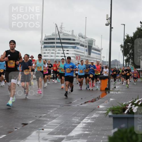 13.09.2026 - Kiel Lauf Andreas Tolksdorf http://msf.ph/oto/10400184 13.09.2026 10:57:47 Kiellinie 4, 7659, 10093, 11408, 1642, 3, 100, 3173477 meine-sportfotos.de