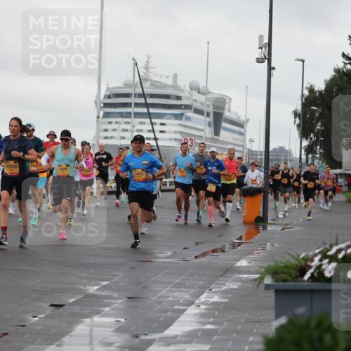 13.09.2026 - Kiel Lauf Andreas Tolksdorf http://msf.ph/oto/10400195 13.09.2026 10:57:48 Kiellinie 4, 7659, 10093, 542, 5828, 1642, 100 meine-sportfotos.de