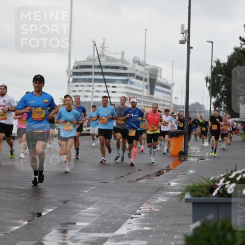 13.09.2026 - Kiel Lauf Andreas Tolksdorf http://msf.ph/oto/10400226 13.09.2026 10:57:50 Kiellinie 4, 5423, 5828, 5926, 11408, 1642, 1266 meine-sportfotos.de