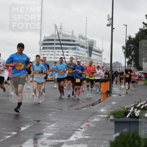 13.09.2026 - Kiel Lauf Andreas Tolksdorf http://msf.ph/oto/10400229 13.09.2026 10:57:50 Kiellinie 4, 5423, 5828, 5926, 114, 1642, 1266, 2700 meine-sportfotos.de