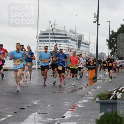 13.09.2026 - Kiel Lauf Andreas Tolksdorf http://msf.ph/oto/10400241 13.09.2026 10:57:51 Kiellinie 4, 1642, 1266, 11408, 8233, 9662, 3, 100, 31742 meine-sportfotos.de