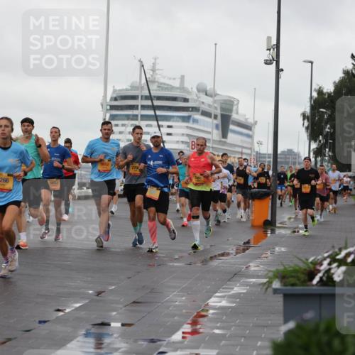 13.09.2026 - Kiel Lauf Andreas Tolksdorf http://msf.ph/oto/10400255 13.09.2026 10:57:51 Kiellinie 4, 11408, 1266, 8233, 9662, 2700, 100 meine-sportfotos.de