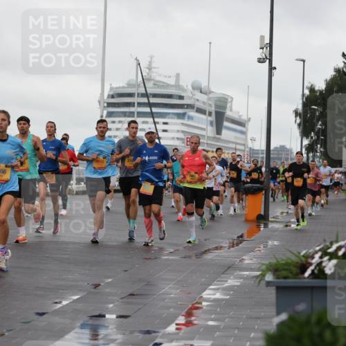 13.09.2026 - Kiel Lauf Andreas Tolksdorf http://msf.ph/oto/10400257 13.09.2026 10:57:51 Kiellinie 4, 11408, 1266, 9662, 270, 100 meine-sportfotos.de
