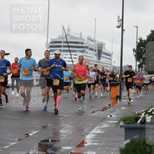 13.09.2026 - Kiel Lauf Andreas Tolksdorf http://msf.ph/oto/10400269 13.09.2026 10:57:52 Kiellinie 4, 1510, 9662, 2700, 3360, 8233, 3 meine-sportfotos.de