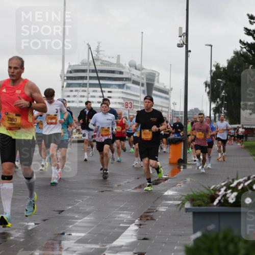 13.09.2026 - Kiel Lauf Andreas Tolksdorf http://msf.ph/oto/10400307 13.09.2026 10:57:55 Kiellinie 34, 2611, 10238, 3360, 3, 11863, 8912 meine-sportfotos.de