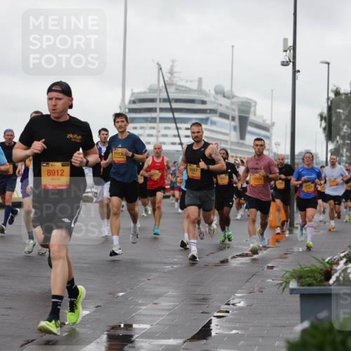 13.09.2026 - Kiel Lauf Andreas Tolksdorf http://msf.ph/oto/10400335 13.09.2026 10:57:57 Kiellinie 4, 10038, 5852, 39, 8912, 1113, 5587, 12604 meine-sportfotos.de