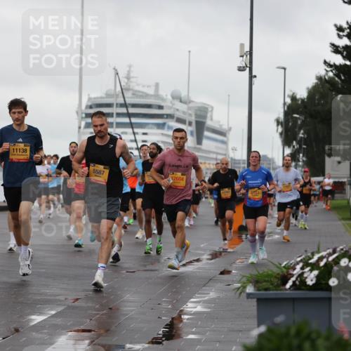 13.09.2026 - Kiel Lauf Andreas Tolksdorf http://msf.ph/oto/10400357 13.09.2026 10:57:58 Kiellinie 4, 4072, 0, 11138, 5587, 12604, 11787, 5681 meine-sportfotos.de
