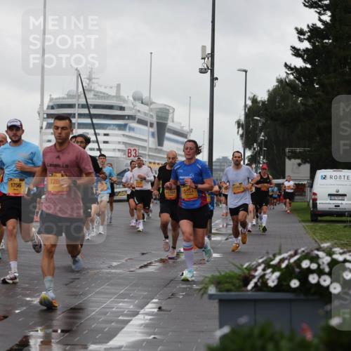 13.09.2026 - Kiel Lauf Andreas Tolksdorf http://msf.ph/oto/10400374 13.09.2026 10:57:59 Kiellinie 5587, 1756, 126, 3, 11787, 5681, 11637 meine-sportfotos.de