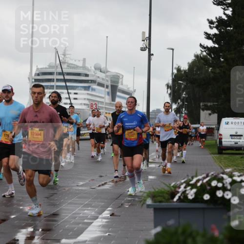 13.09.2026 - Kiel Lauf Andreas Tolksdorf http://msf.ph/oto/10400376 13.09.2026 10:57:59 Kiellinie 5587, 175, 12604, 3, 5681, 100 meine-sportfotos.de