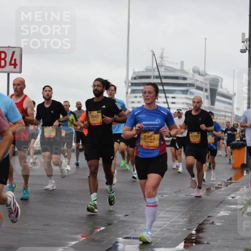 13.09.2026 - Kiel Lauf Andreas Tolksdorf http://msf.ph/oto/10400398 13.09.2026 10:58:01 Kiellinie 12604, 4, 7643, 5681, 11787, 11637 meine-sportfotos.de