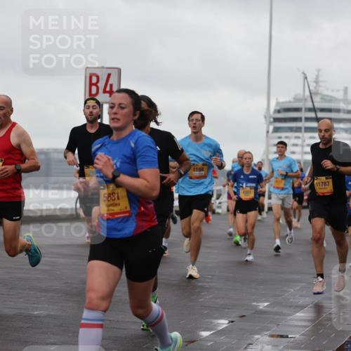 13.09.2026 - Kiel Lauf Andreas Tolksdorf http://msf.ph/oto/10400409 13.09.2026 10:58:02 Kiellinie 4, 1, 39, 8230, 5681, 1164, 4311, 11787, 11637 meine-sportfotos.de