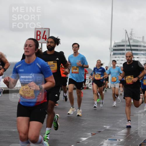 13.09.2026 - Kiel Lauf Andreas Tolksdorf http://msf.ph/oto/10400412 13.09.2026 10:58:02 Kiellinie 38, 8230, 5681, 4, 138, 643, 1164, 4311, 11787, 11637 meine-sportfotos.de