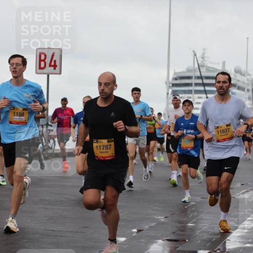 13.09.2026 - Kiel Lauf Andreas Tolksdorf http://msf.ph/oto/10400430 13.09.2026 10:58:03 Kiellinie 73693, 112, 1138, 1164, 4, 39, 11787, 38, 11637, 2458 meine-sportfotos.de