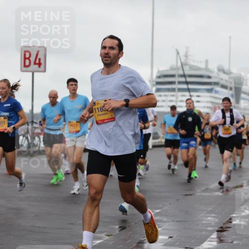 13.09.2026 - Kiel Lauf Andreas Tolksdorf http://msf.ph/oto/10400433 13.09.2026 10:58:04 Kiellinie 4311, 4, 4517, 38, 1163 meine-sportfotos.de
