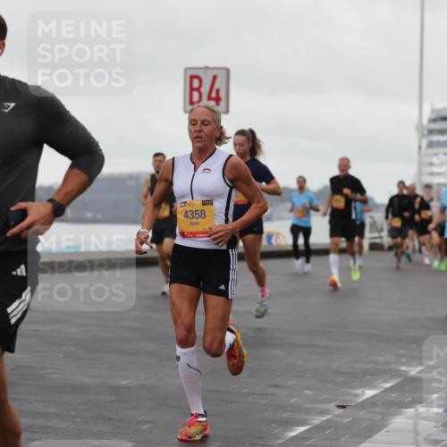 13.09.2026 - Kiel Lauf Andreas Tolksdorf http://msf.ph/oto/10400453 13.09.2026 10:58:13 Kiellinie 4, 3888, 39, 9821, 39, 4358 meine-sportfotos.de