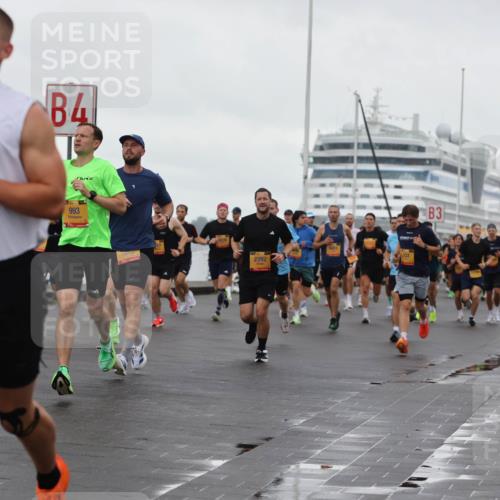 13.09.2026 - Kiel Lauf Andreas Tolksdorf http://msf.ph/oto/10400495 13.09.2026 10:58:18 Kiellinie 4, 993, 2392, 333, 3, 7462 meine-sportfotos.de