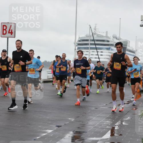 13.09.2026 - Kiel Lauf Andreas Tolksdorf http://msf.ph/oto/10400526 13.09.2026 10:58:19 Kiellinie 4, 7211, 5117, 2392, 10728, 333, 7462, 12486, 9071 meine-sportfotos.de