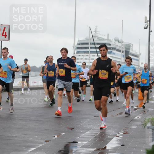 13.09.2026 - Kiel Lauf Andreas Tolksdorf http://msf.ph/oto/10400534 13.09.2026 10:58:20 Kiellinie 4, 9451, 10728, 2392, 333, 312, 7462, 12486, 9071 meine-sportfotos.de