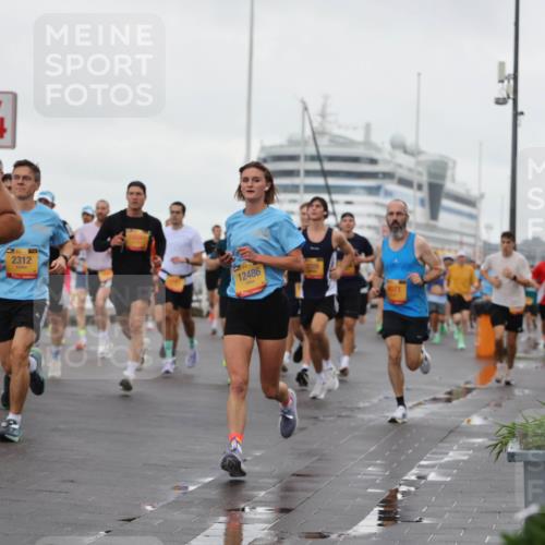 13.09.2026 - Kiel Lauf Andreas Tolksdorf http://msf.ph/oto/10400567 13.09.2026 10:58:22 Kiellinie 4, 38, 7462, 2312, 12486, 071 meine-sportfotos.de