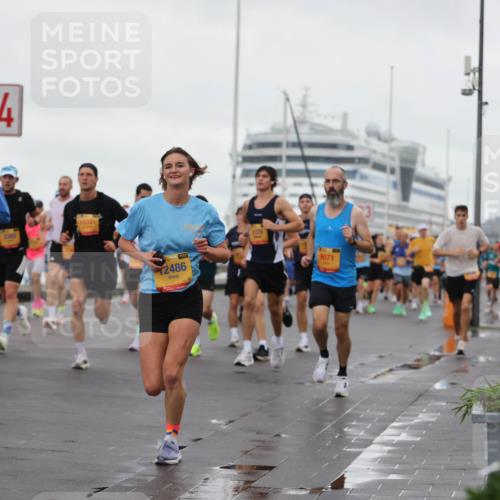 13.09.2026 - Kiel Lauf Andreas Tolksdorf http://msf.ph/oto/10400579 13.09.2026 10:58:22 Kiellinie 2312, 4, 10341, 2486, 9071 meine-sportfotos.de
