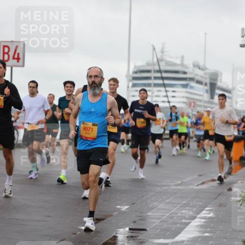 13.09.2026 - Kiel Lauf Andreas Tolksdorf http://msf.ph/oto/10400602 13.09.2026 10:58:23 Kiellinie 10341, 4, 39, 9071, 12769, 11508 meine-sportfotos.de