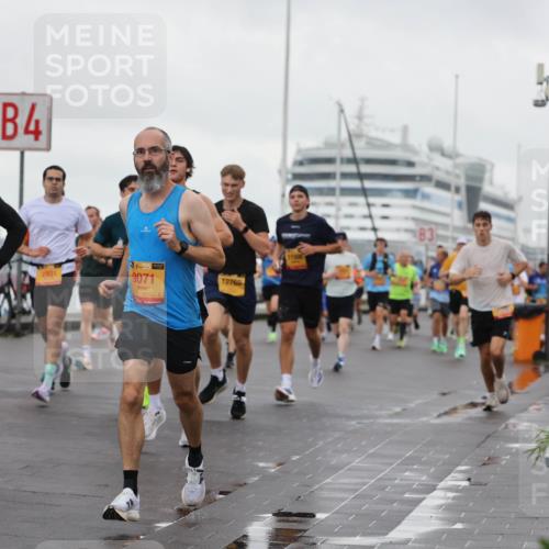 13.09.2026 - Kiel Lauf Andreas Tolksdorf http://msf.ph/oto/10400608 13.09.2026 10:58:23 Kiellinie 10341, 4, 38, 9071, 12769, 1150 meine-sportfotos.de