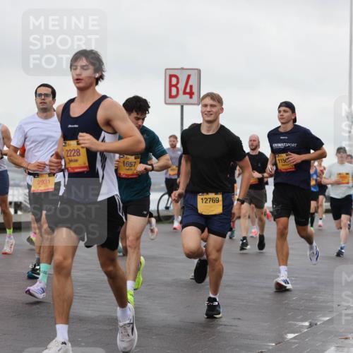 13.09.2026 - Kiel Lauf Andreas Tolksdorf http://msf.ph/oto/10400636 13.09.2026 10:58:25 Kiellinie 9368, 2931, 1, 39, 2228, 38, 1657, 4, 12769, 115 meine-sportfotos.de