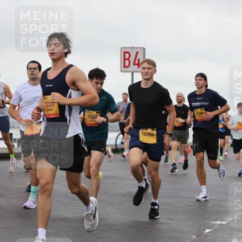13.09.2026 - Kiel Lauf Andreas Tolksdorf http://msf.ph/oto/10400637 13.09.2026 10:58:25 Kiellinie 9368, 2931, 4, 35, 2228, 38, 1657, 12769, 11508 meine-sportfotos.de