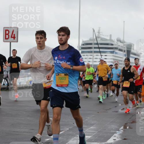 13.09.2026 - Kiel Lauf Andreas Tolksdorf http://msf.ph/oto/10400662 13.09.2026 10:58:27 Kiellinie 1430, 150, 8882, 4, 125, 1, 3949, 7003, 1745 meine-sportfotos.de