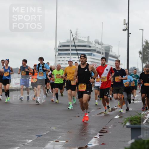 13.09.2026 - Kiel Lauf Andreas Tolksdorf http://msf.ph/oto/10400667 13.09.2026 10:58:27 Kiellinie 4, 39, 2993, 4590, 8308, 615, 1745, 93, 7004, 281, 526 meine-sportfotos.de