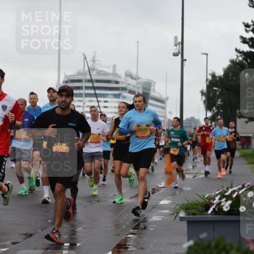 13.09.2026 - Kiel Lauf Andreas Tolksdorf http://msf.ph/oto/10400723 13.09.2026 10:58:30 Kiellinie 17, 39, 7004, 9419, 2523 meine-sportfotos.de