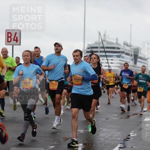 13.09.2026 - Kiel Lauf Andreas Tolksdorf http://msf.ph/oto/10400743 13.09.2026 10:58:31 Kiellinie 9415, 4, 25, 39, 381, 5266, 11109, 3650 meine-sportfotos.de