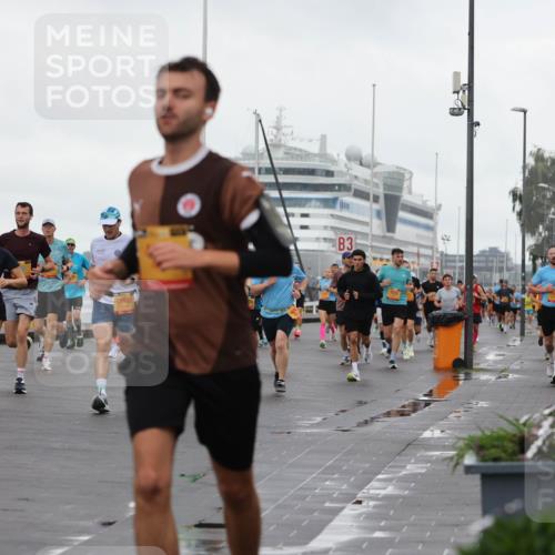 13.09.2026 - Kiel Lauf Andreas Tolksdorf http://msf.ph/oto/10400884 13.09.2026 10:58:38 Kiellinie 4, 5301, 3648, 3, 100 meine-sportfotos.de