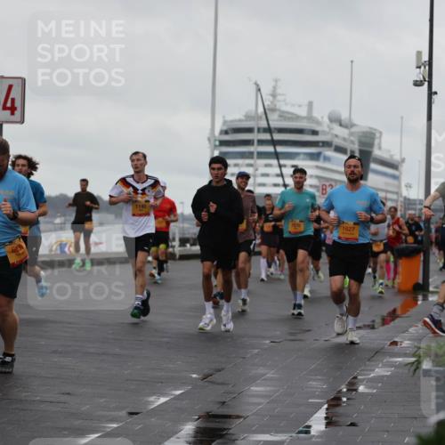 13.09.2026 - Kiel Lauf Andreas Tolksdorf http://msf.ph/oto/10400920 13.09.2026 10:58:42 Kiellinie 4, 1145, 3673, 7570, 1627, 4749 meine-sportfotos.de