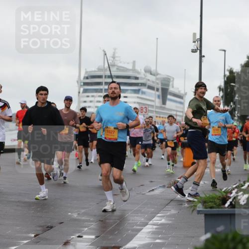 13.09.2026 - Kiel Lauf Andreas Tolksdorf http://msf.ph/oto/10400936 13.09.2026 10:58:43 Kiellinie 4, 1145, 1627, 3, 4749 meine-sportfotos.de