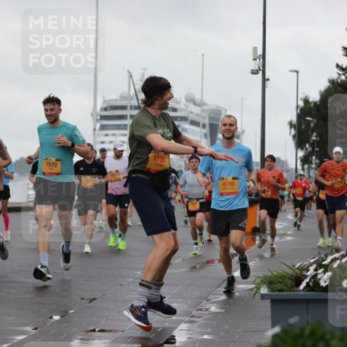 13.09.2026 - Kiel Lauf Andreas Tolksdorf http://msf.ph/oto/10400968 13.09.2026 10:58:45 Kiellinie 1, 38, 1627, 7570, 4730, 4749 meine-sportfotos.de