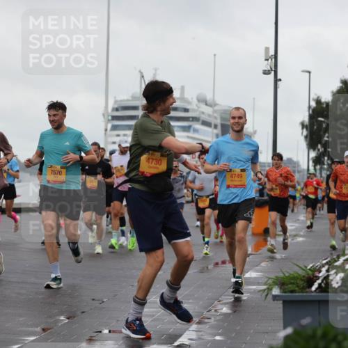 13.09.2026 - Kiel Lauf Andreas Tolksdorf http://msf.ph/oto/10400970 13.09.2026 10:58:45 Kiellinie 1627, 1, 39, 7570, 3, 39, 4730, 4749, 11794 meine-sportfotos.de