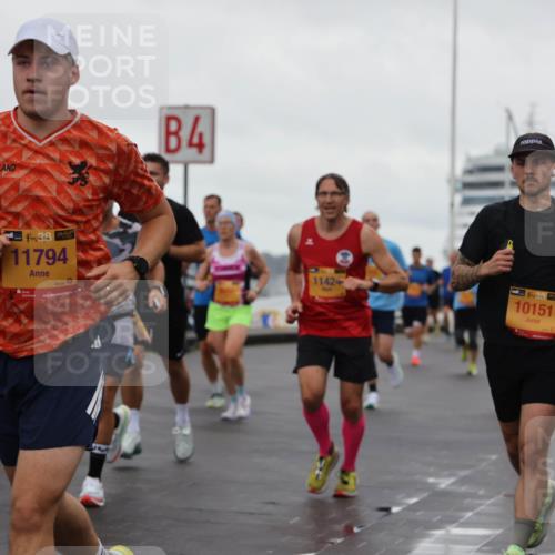 13.09.2026 - Kiel Lauf Andreas Tolksdorf http://msf.ph/oto/10401015 13.09.2026 10:58:50 Kiellinie 1, 38, 11794, 4, 1142, 39, 10151 meine-sportfotos.de