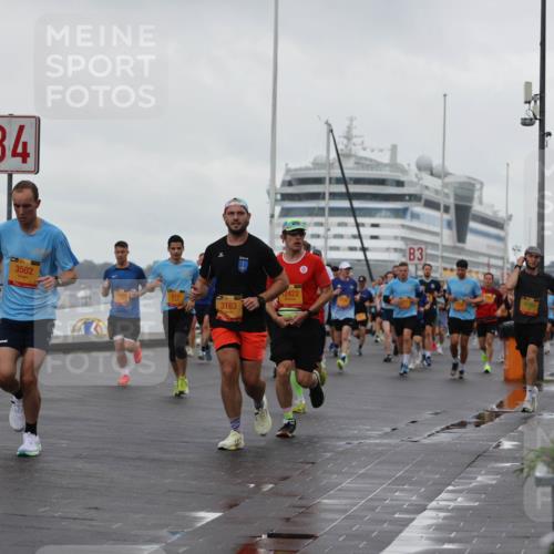 13.09.2026 - Kiel Lauf Andreas Tolksdorf http://msf.ph/oto/10401036 13.09.2026 10:58:52 Kiellinie 4, 3502, 12422, 817, 3163, 3 meine-sportfotos.de